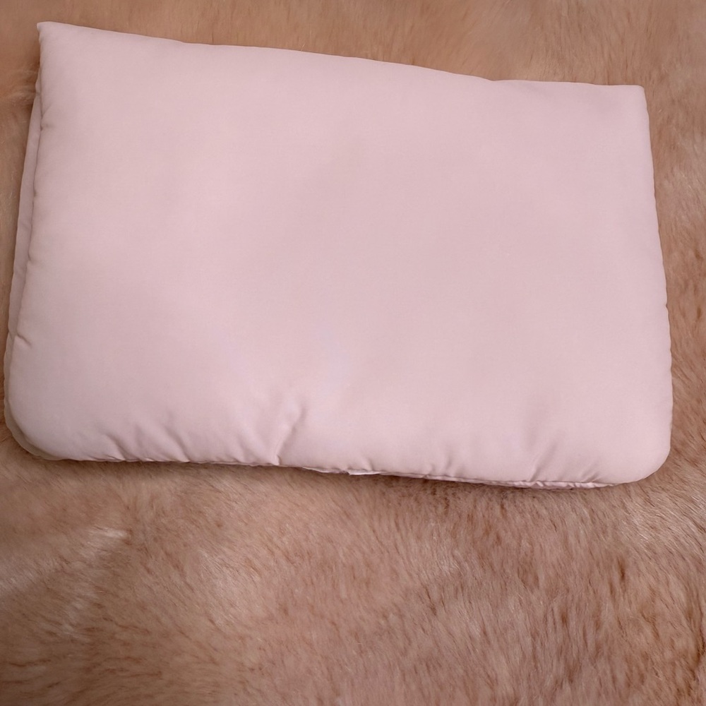 Dior Blush Pink Accessory Cosmetic Bag - Picture 7 of 8